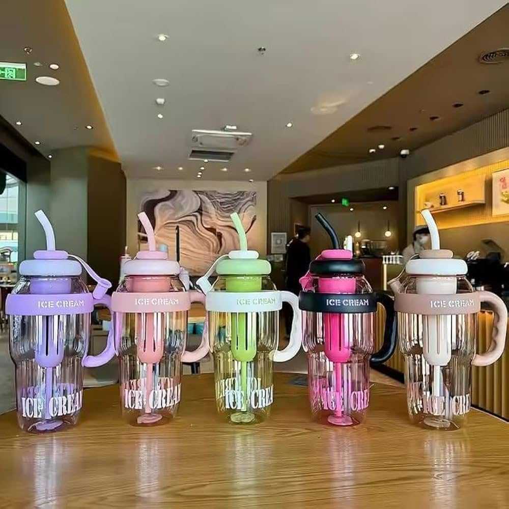 1400ml Ice-Cream Water Bottle – Kawaii Jumbo Smoothie & Milkshake Cup with Straw(Random colour) DailyDwell.pk