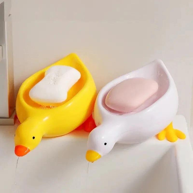 Cute Duck Soap Holder – Portable Self-Draining Soap Dish for Bathroom & Kitchen (1PC) DailyDwell.pk